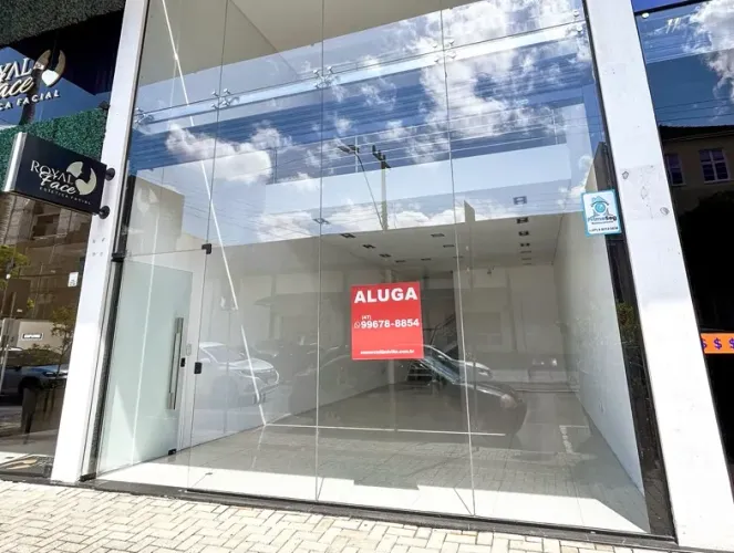 Loja/Sala Comercial com Vitrine para locação no centro de Joinville - Rua Princesa Izabel
