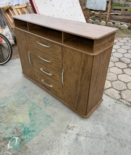 Cômoda 4 gavetas 