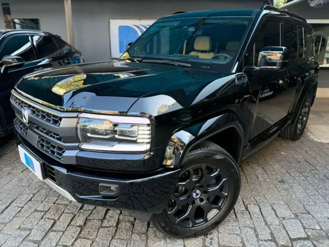 Denza B5 SUV híbrido plug-in 2027