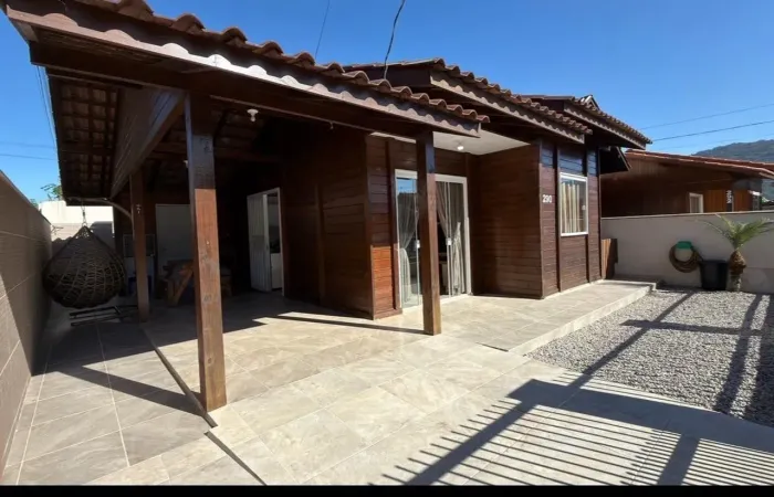 Casa aconchegante em Bombinhas. ?