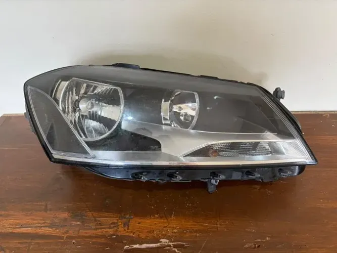 Farol PASSAT Lado direito original 2011 2012 2013 2014
