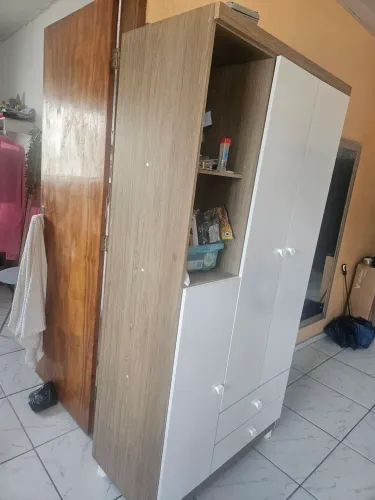 Guarda roupa infantil