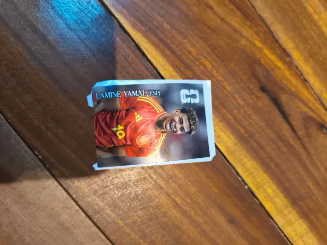 Figurinha Lamine Yamal (Espanha) - Álbum Copa do Mundo 2026 Panini (Nova / Impecável)