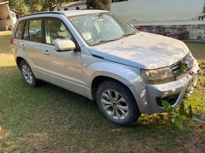 Suzuki Grand Vitara 2.0 16V 4x2/4x4 5P Aut. 2013