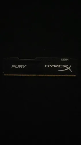 ?Memória RAM Hyperx Fury DDR4- 8gb 2400mhz