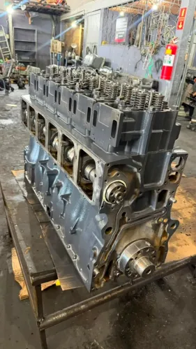 MOTOR SCANIA 124 440