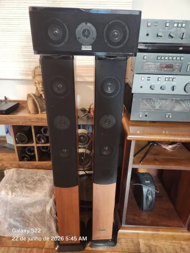 Caixas para home theater EPIC