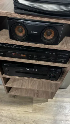 Vendo som Receiver Pioneer disqueteira Yamaha caxias MTS uma central da Sony