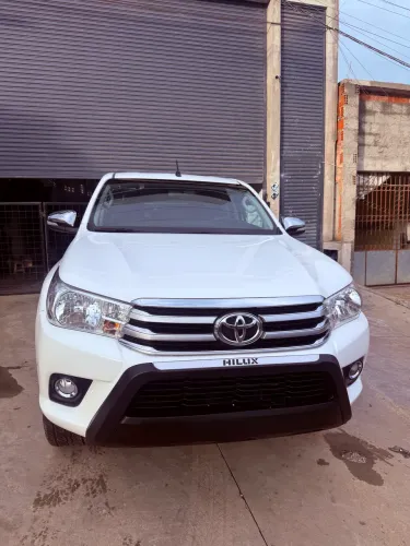 Toyota Hilux CD SRV 4X2 2.7 Flex 16V Aut. 2017