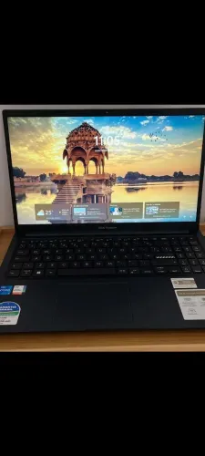 Vende-se notebook Asus 