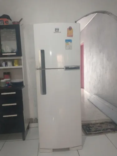 Geladeira Brastemp, funcionando perfeitamente