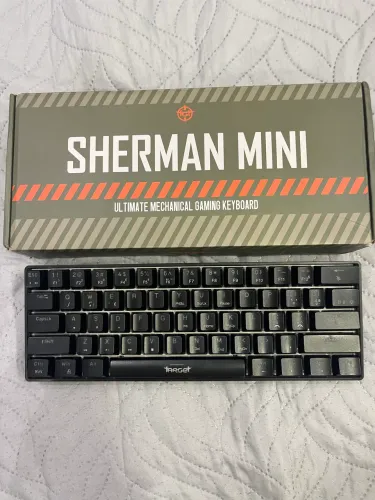 Teclado mecânico 60%