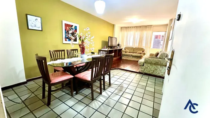 Apartamento á venda com 3 quartos nascente na 1ª Quadra | Ponta Verde | 112m²