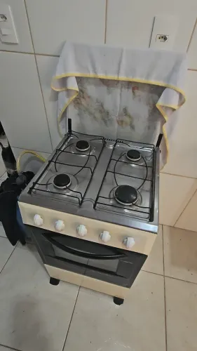 Vendo fogão 04 bocas