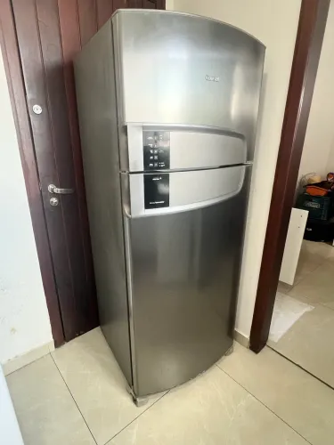 Geladeira Consul Bem Estar Frost Free Inox - Muito Bem Conservada!