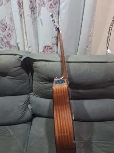 Vendo violão takamine modelo eg320c