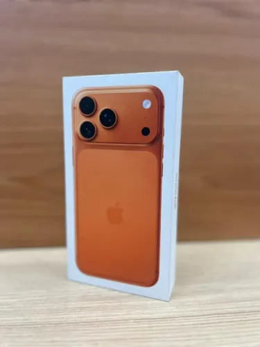 iPhone 17 Pro Max 512GB Laranja NOVO LACRADO - Retire em loja física