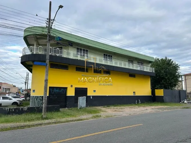 A Loja/Ponto Comercial - Sítio Cercado.Que tal instalar sua empresa em um magnífico imóvel