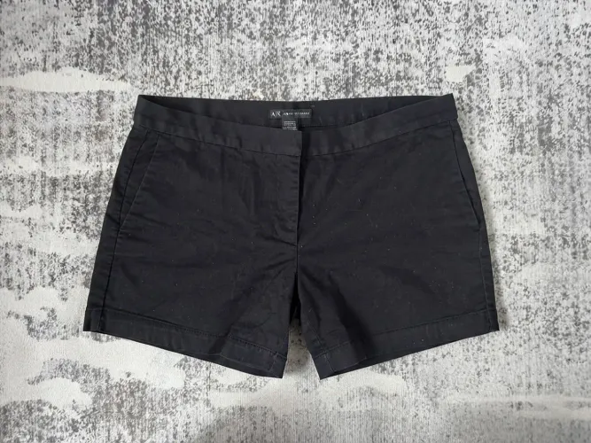 Short Feminino Alfaiataria Armani Exchange preto - Original - Tam. 38 (6 US) - Novo
