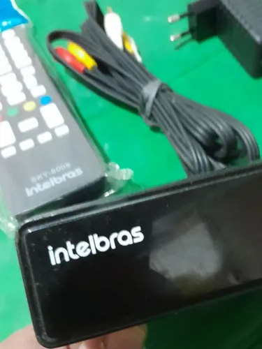 UM CONVERSOR DE TV ITELBRAS COMPLETO