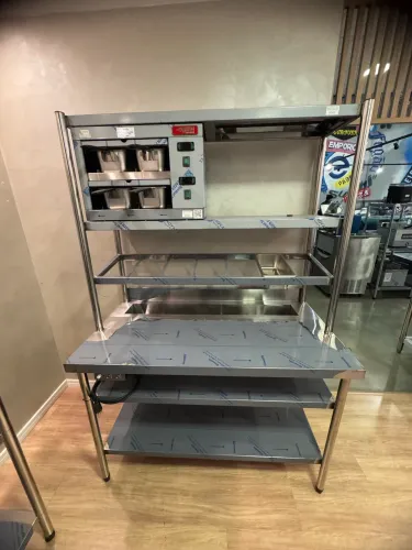 MESA HAMBURGUERIA 1350X700X900MM C/ PISTA AQUECIDAE BANHO MARIA, SUBMESA LISA INFERIOR