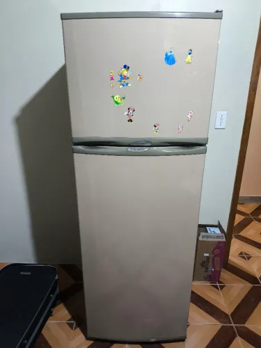 Geladeira Eletrolux usada