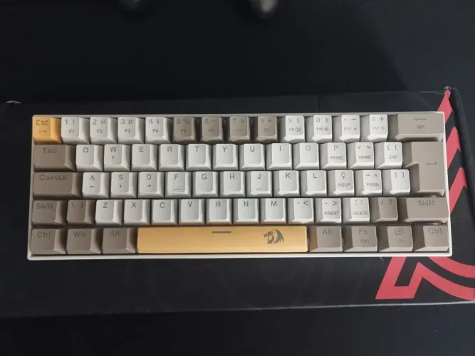 Teclado mecânico Redragon Lakshmi Switch Brown 
