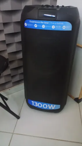 Caixa de som semi nova