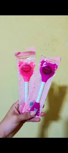ESPÁTULA COM ESCOVINHA ?