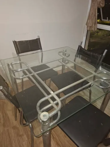 Mesa vidro 4 cadeiras 