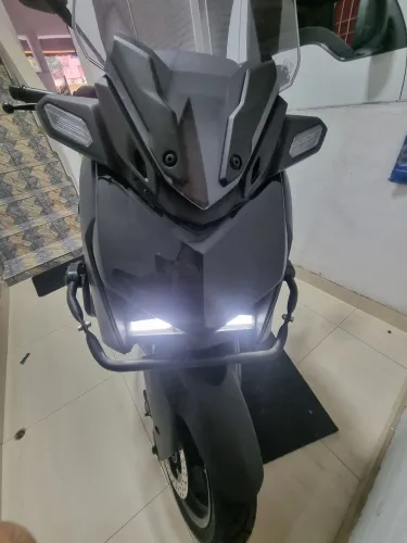 Xmax conect 250 Preta