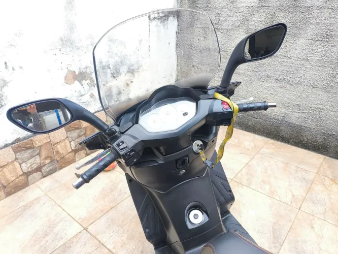 Citycom 300I pouco rodada