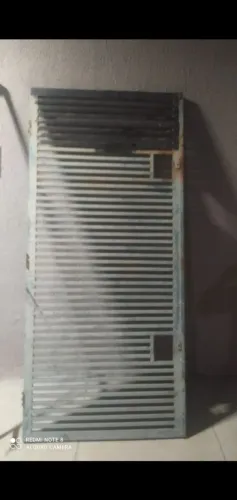 Portão de pedestre/ grade de proteção pra porta