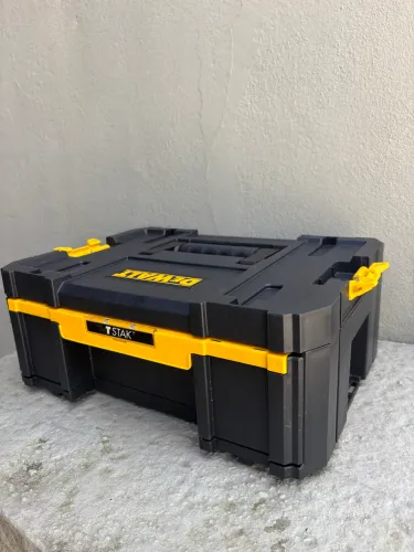 Maleta DeWalt Tstak