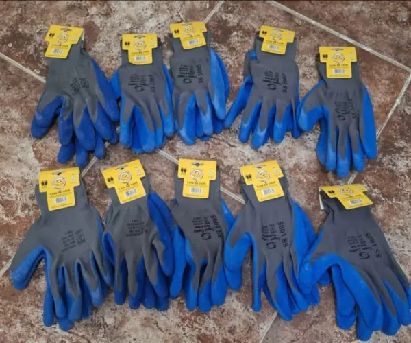 Kit com 10 Pares de Luvas Novas