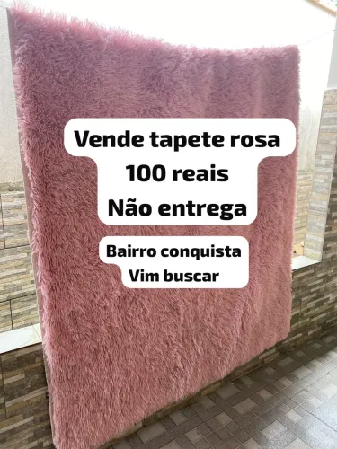 Grande Tapete rosa 100 reais
