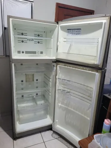 Geladeira Frost Free 410L