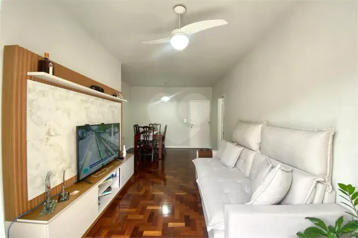 Apartamento à venda com 2 quartos no condomínio Copa Ville, Rio de Janeiro - RJ