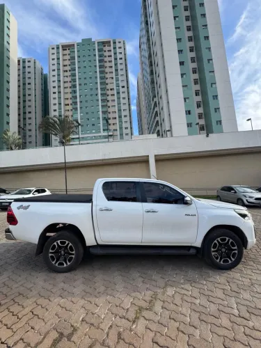 Toyota Hilux CD SRX 4X4 2.8 TDI 16V Diesel Aut. 2021