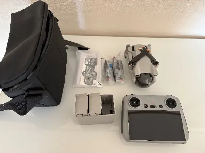 Drone DJI Mini 3 Fly More Combo