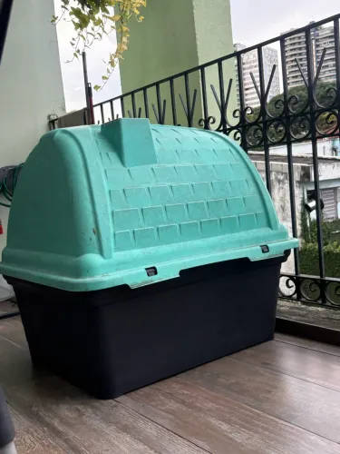 Casa cachorro grande de plástico