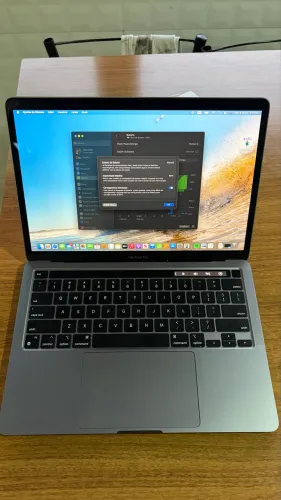 Macbook Pro M2 2022 8GB 256SSD