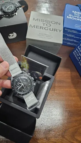 Relógio Omega x Swatch Moonswatch Mercury - Completo com caixa