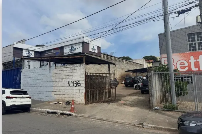 Terreno no Centro de Betim 880m²