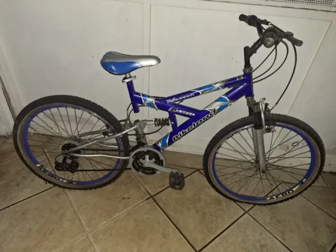 Bicicleta Bikeland 21 marchas otima full suspension mountain bike muito confortavel