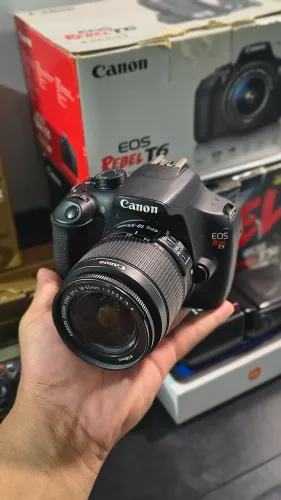 Câmera fotográfica Canon t5 + lente