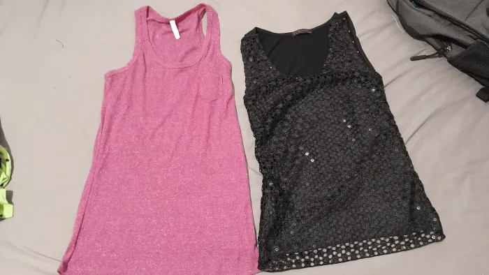 Duas blusinhas novas - vendo separado também
