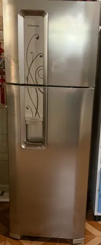 GELADEIRA USADA
