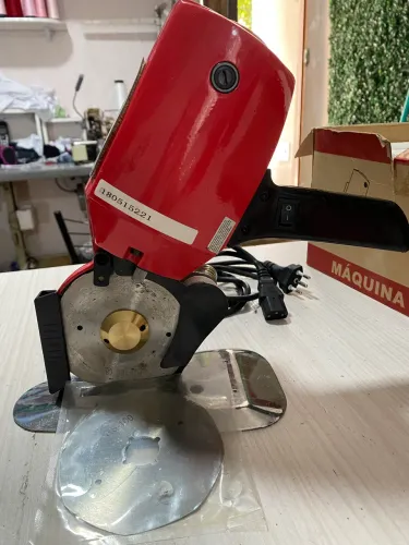 Máquina de corte a disco