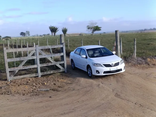 Toyota Corolla XEI 2.0 Flex 16V Aut. 2013